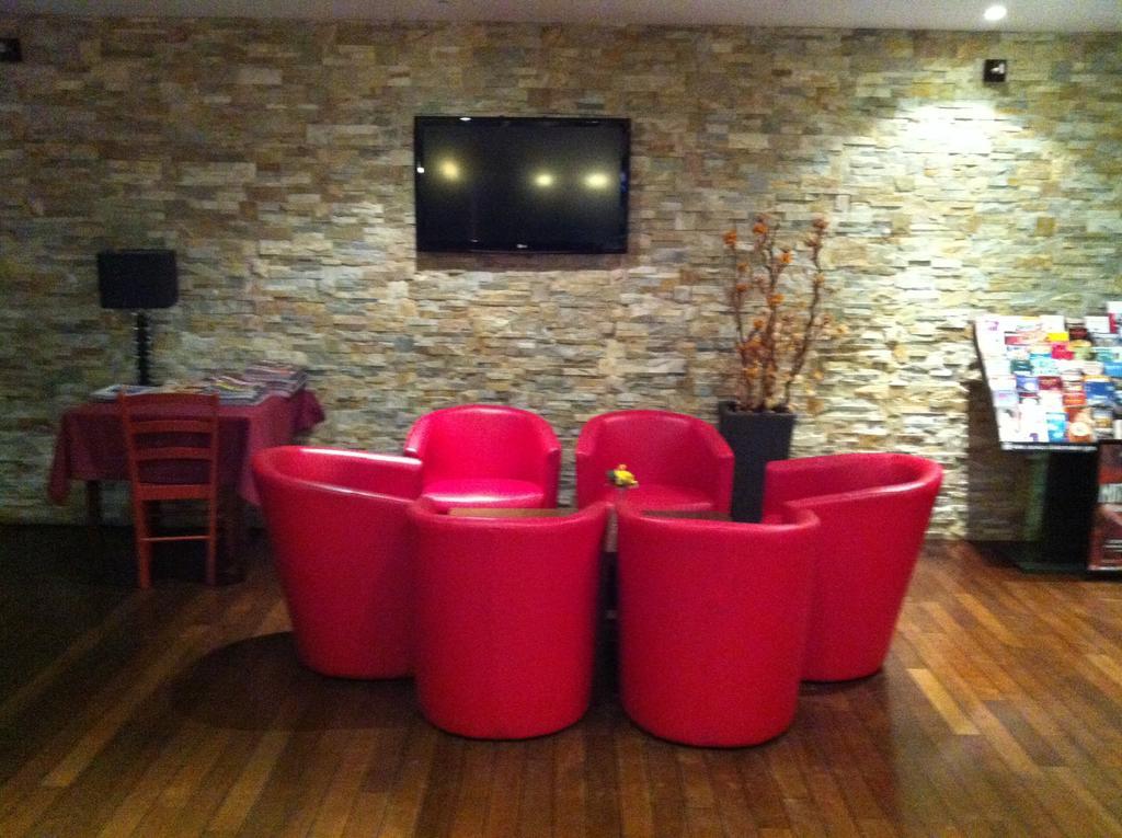 Comfort Hotel Poissy Technoparc 외부 사진