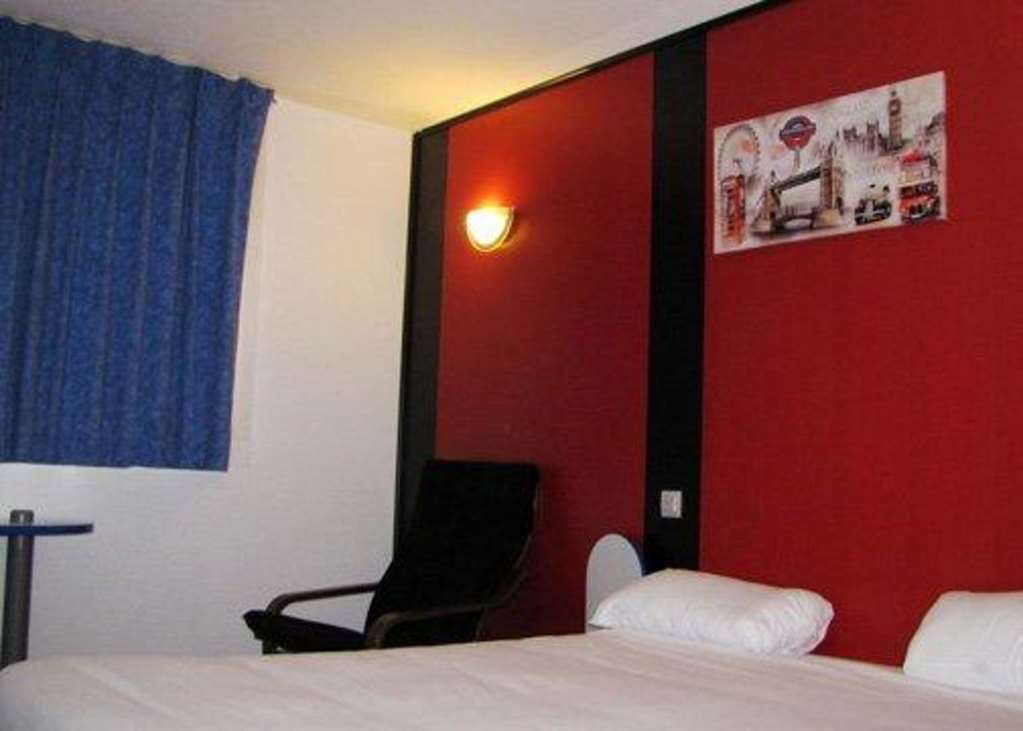 Comfort Hotel Poissy Technoparc 객실 사진