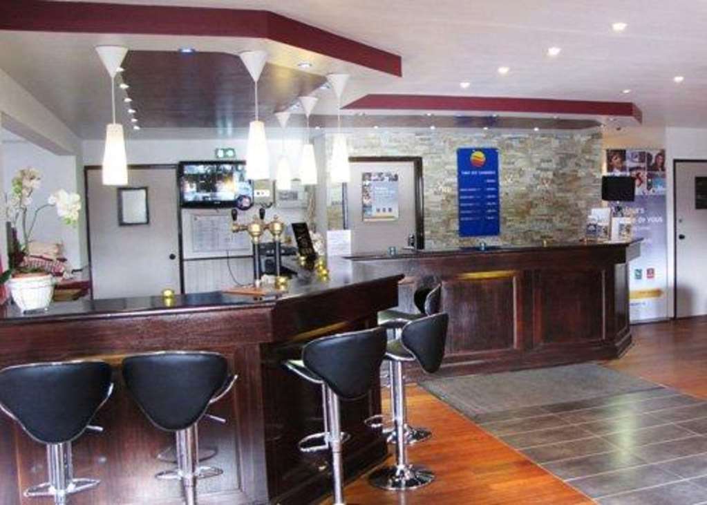Comfort Hotel Poissy Technoparc 레스토랑 사진