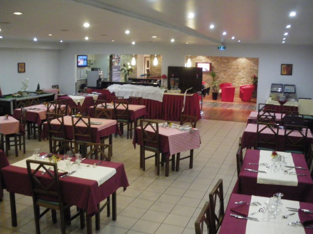 Comfort Hotel Poissy Technoparc 외부 사진